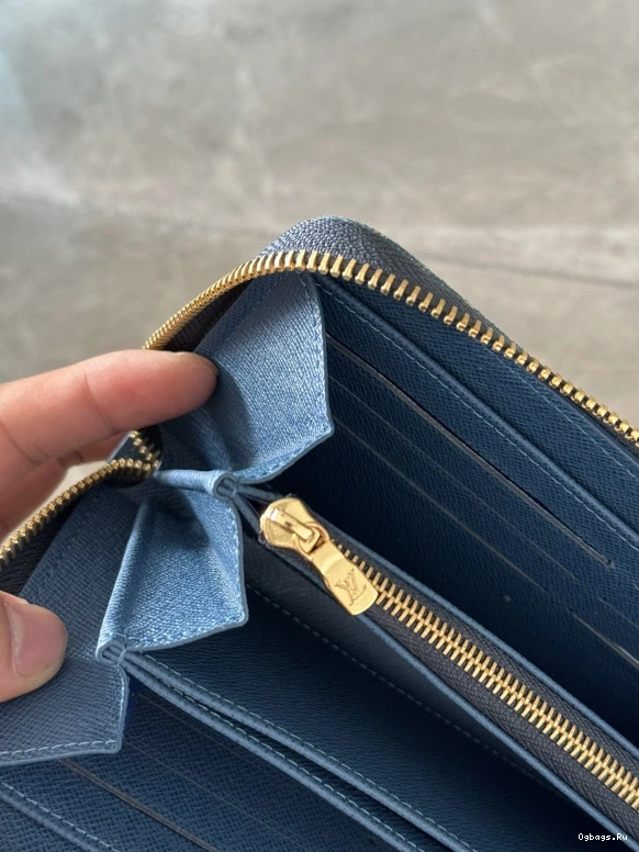 ZIPPY LOUIS VUITTON WALLET 0316